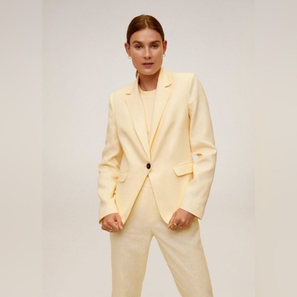 Mango yellow Blazer 100% linen one button size 2 casual career